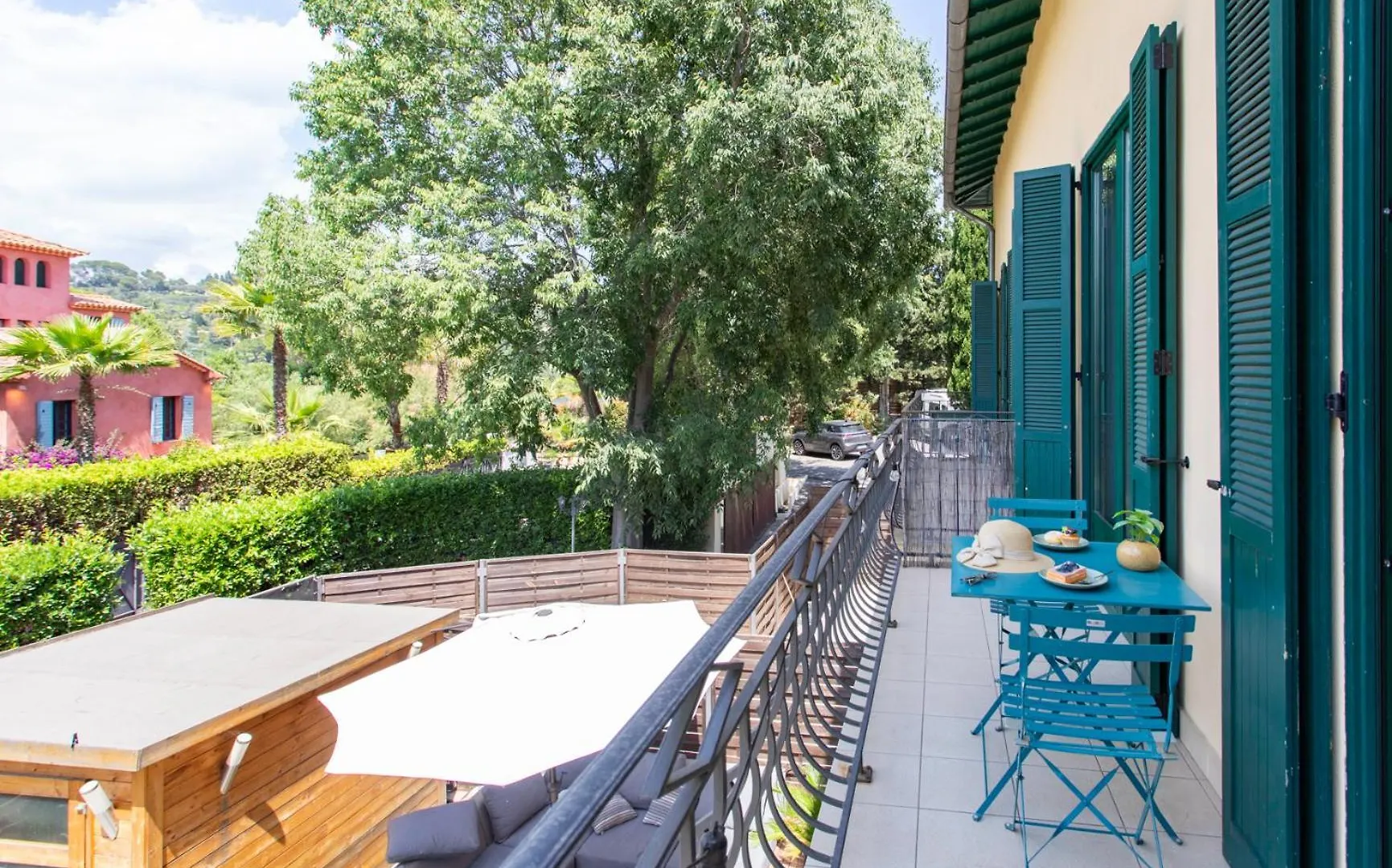 C12 - 2 Bdr Duplex In Mougins - 2 Parking Spaces, Ac, Balcony & Pool